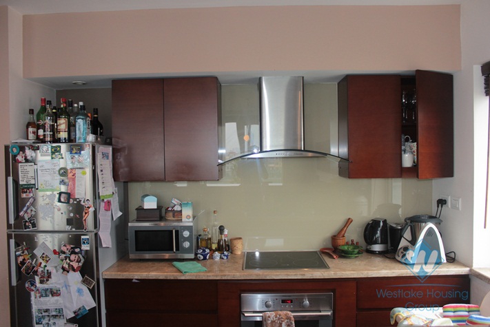 High quality apartment with lake view for lease in Xuan Dieu street, Tay Ho, hanoi